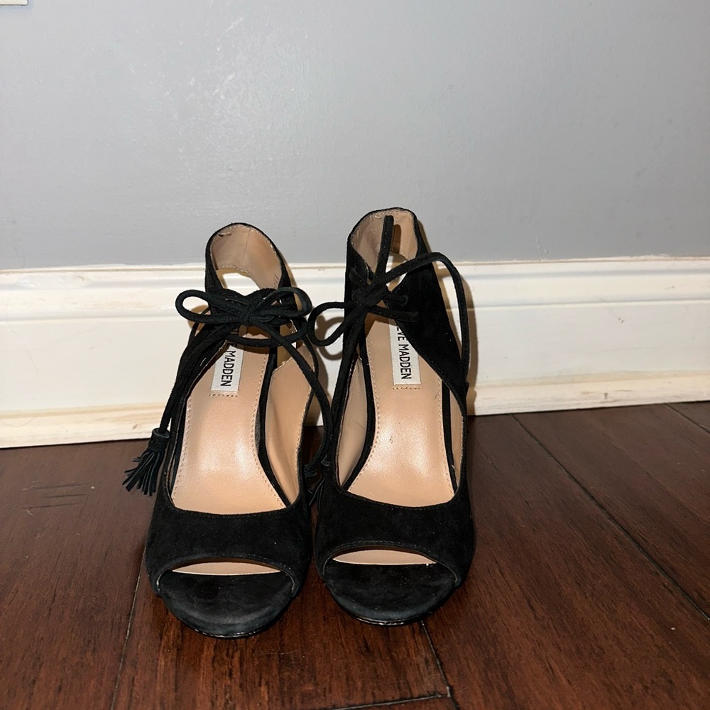 Steve Madden Black Peep-Toe Heels